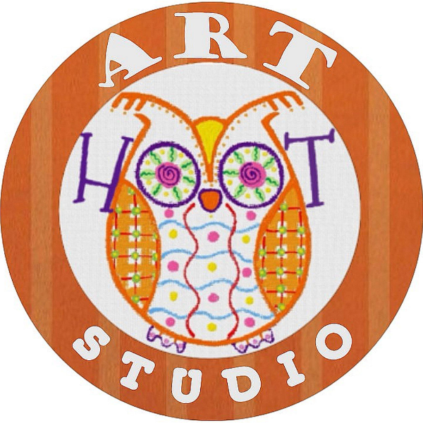ArtHooT studio logo
