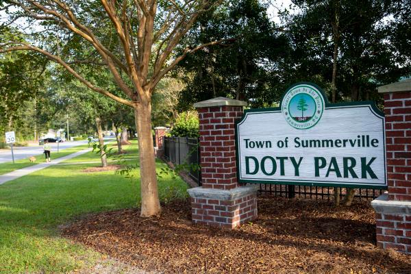 Doty Park Tennis logo