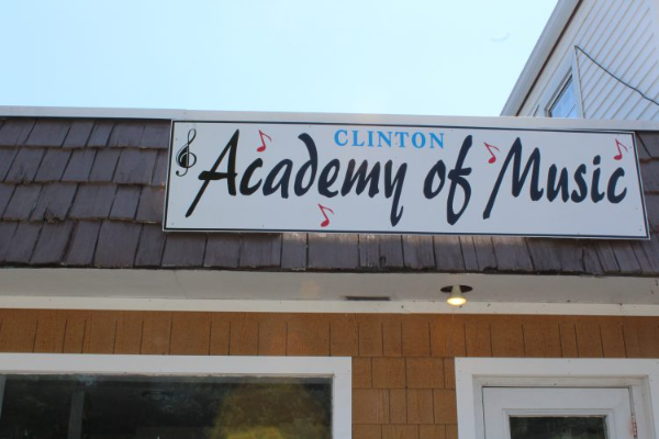 Clinton Academy of Music logo