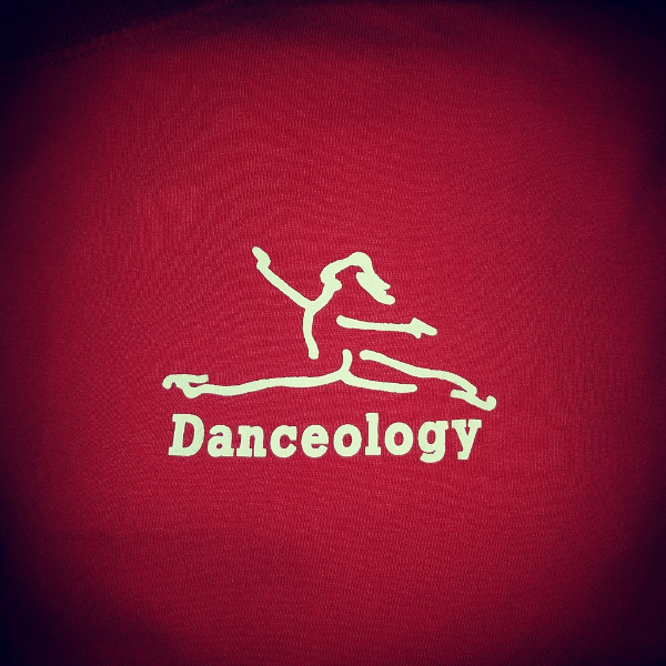 Danceology, Warwick, RI logo