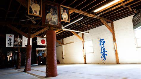 Reid & Lail Karate School of Oyama logo