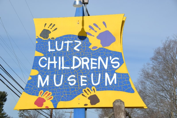 Lutz Children's Museum logo