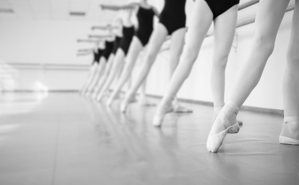 Raquelle’s Dance & Fitness Studio logo