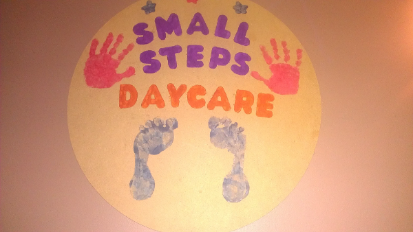 Small Steps Daycare logo