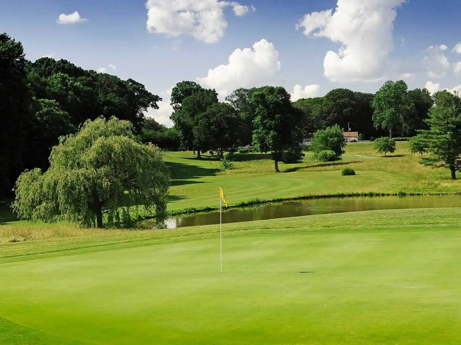 Delcastle Golf Course-junior golf — f311db08 9cf4 41aa 9c02 e79db2e46108