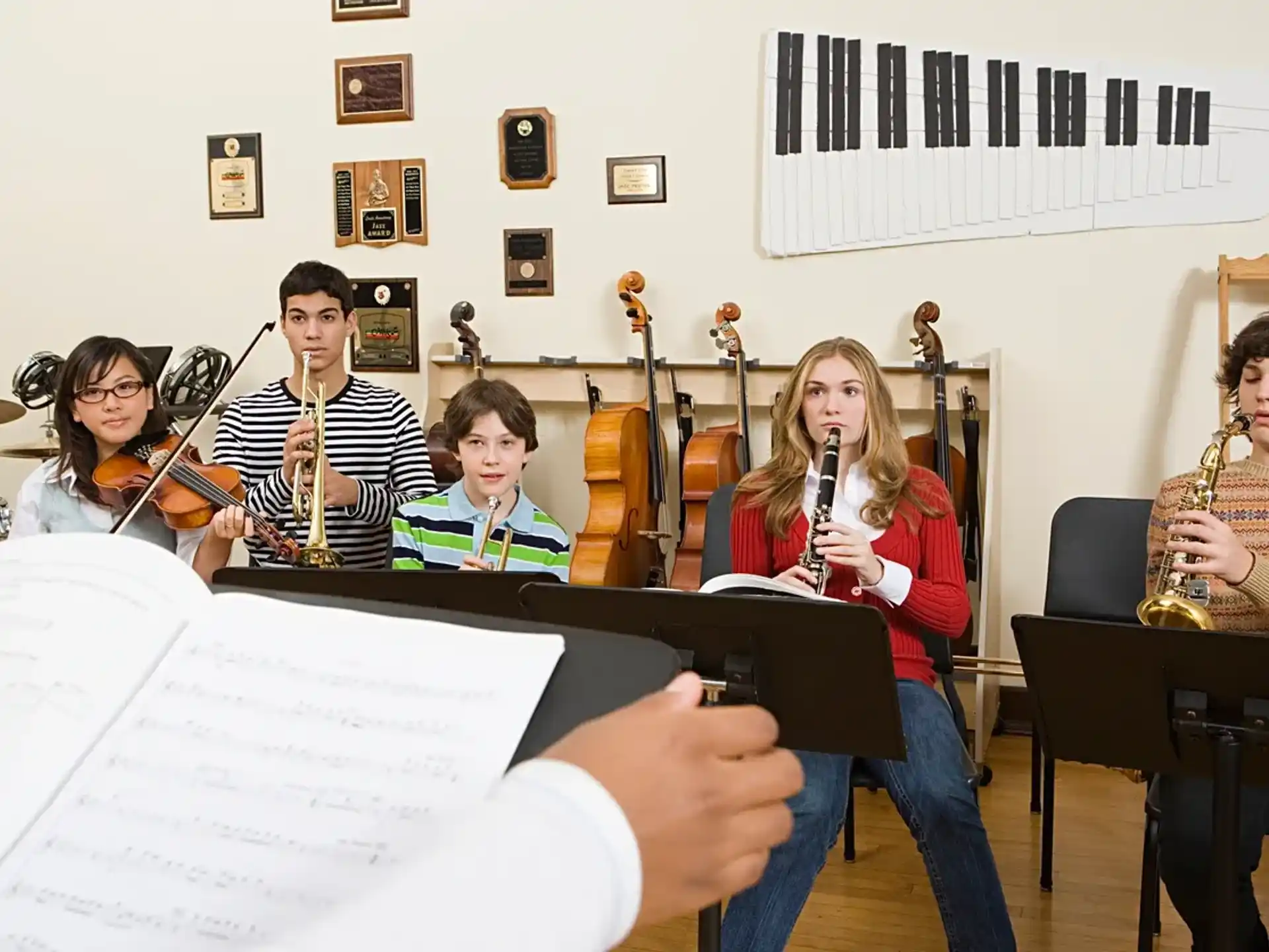 a group of people playing instruments