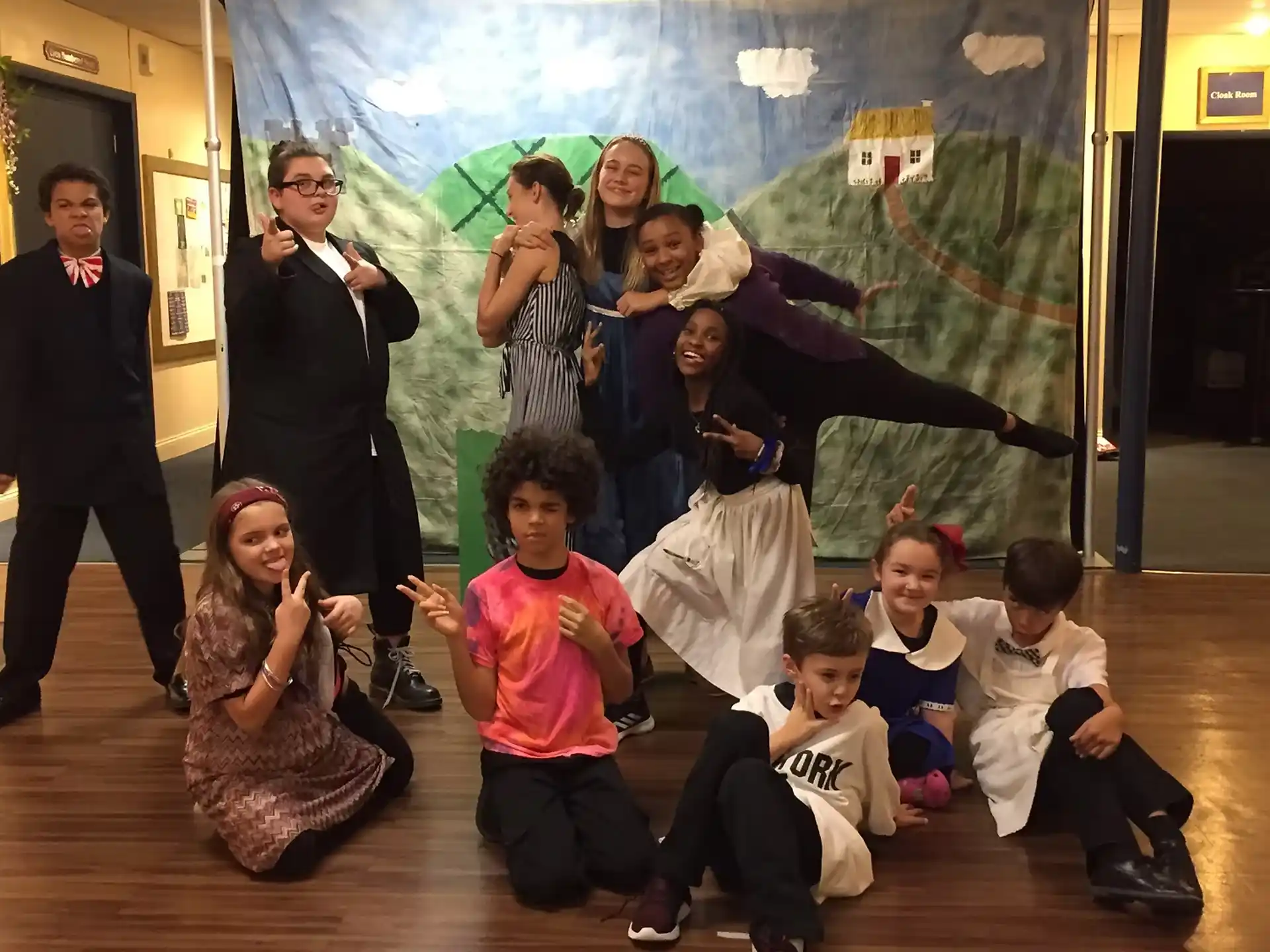 Wilmington Drama League — fec99686 b195 467e a5ba 8d00ef3b2b4f