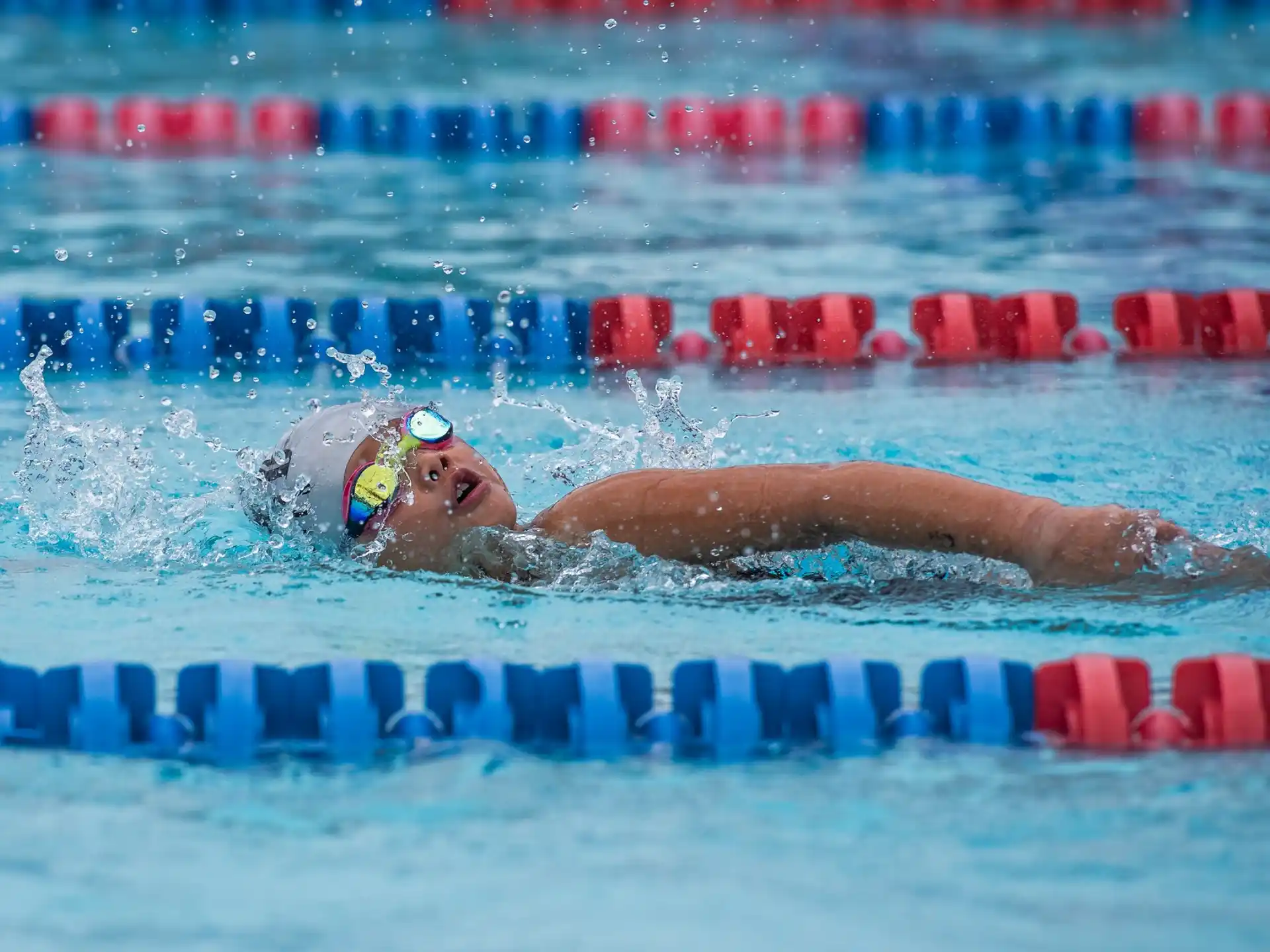 a person swimming in a pool