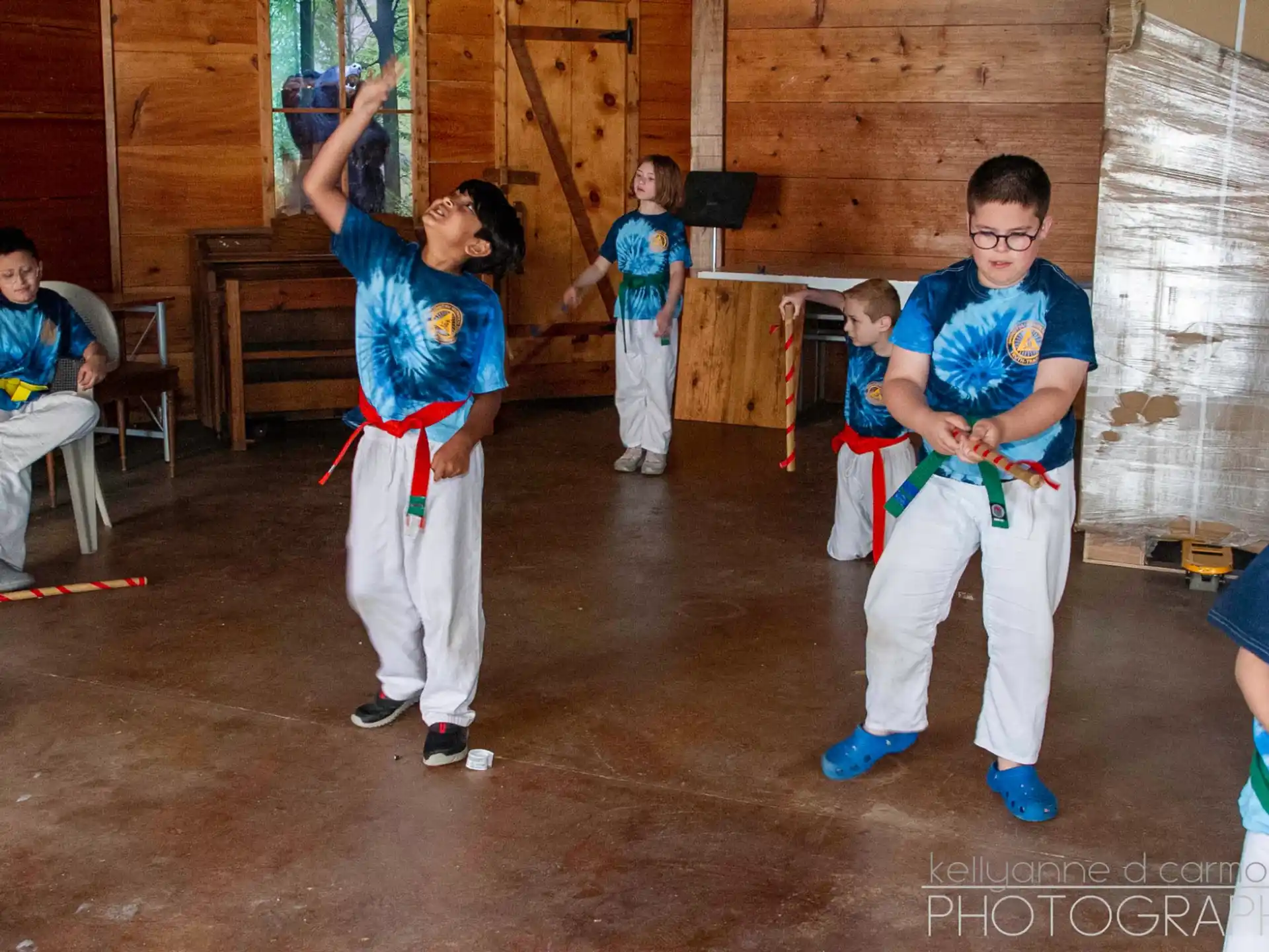 a group of kids playing in a room