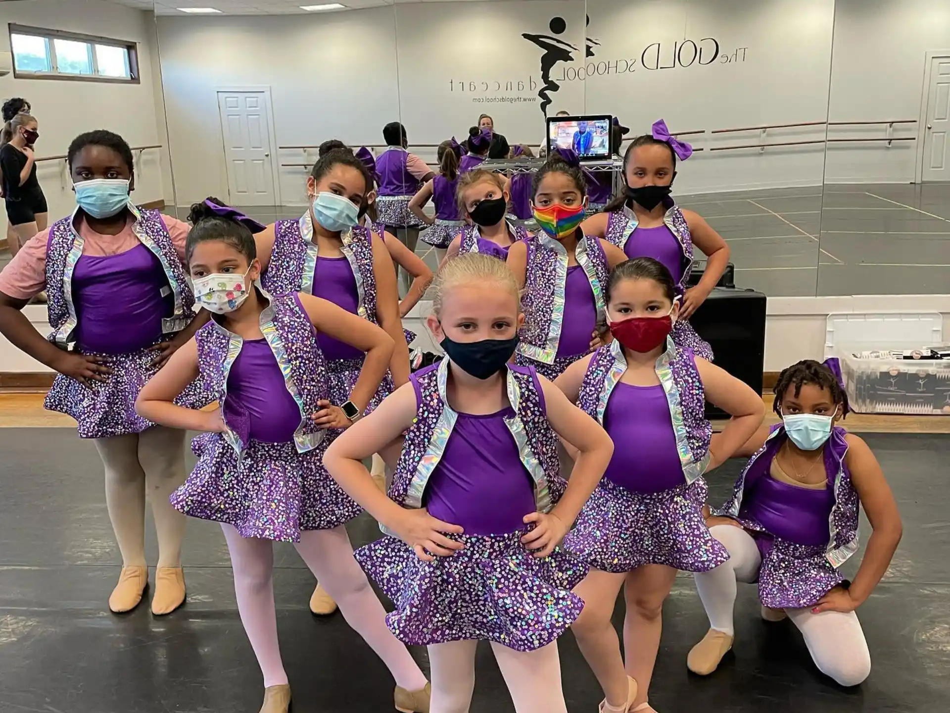 Gold School Dance Art | After-School & Dance in Brockton, MA