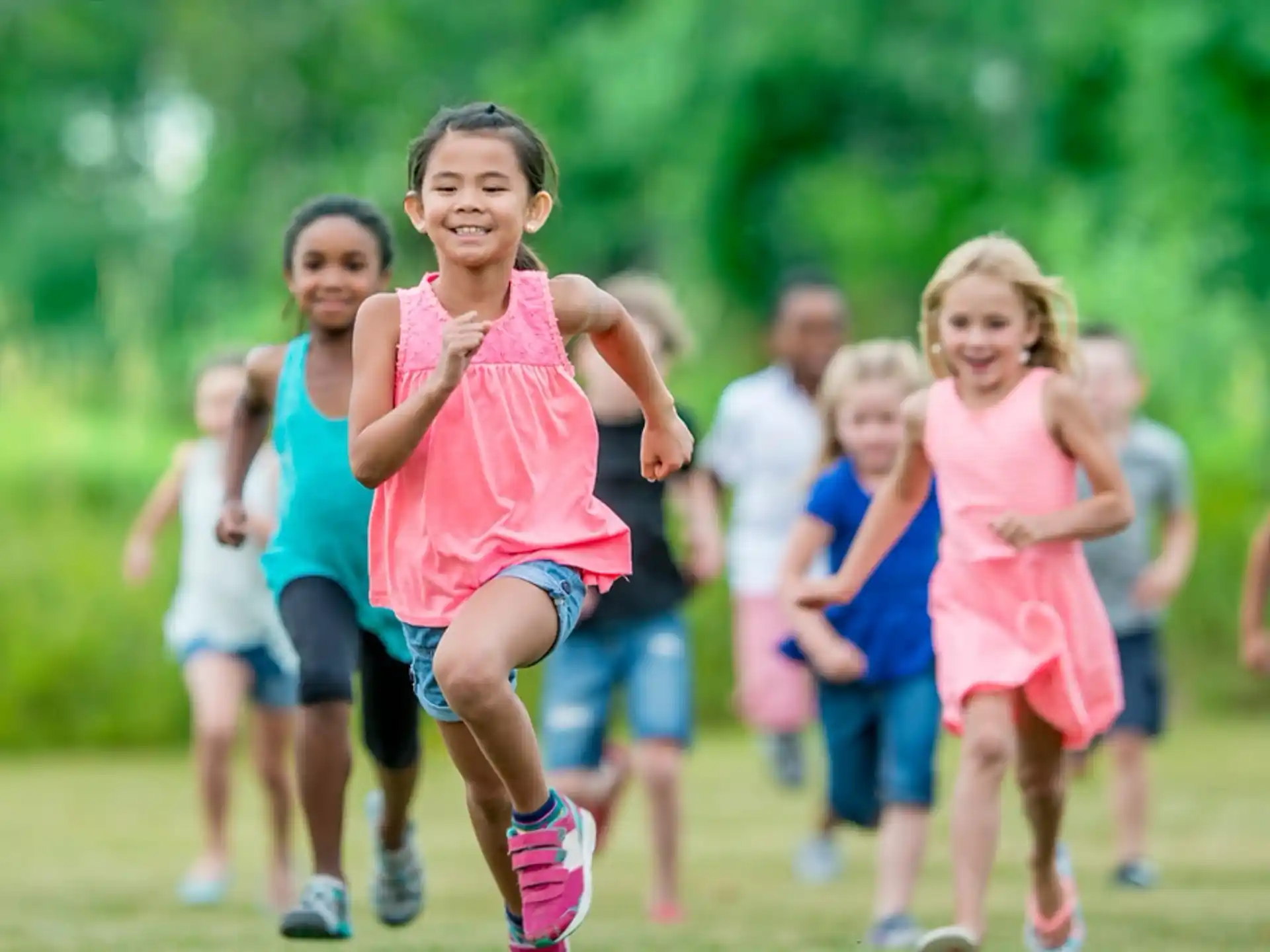 a group of children running